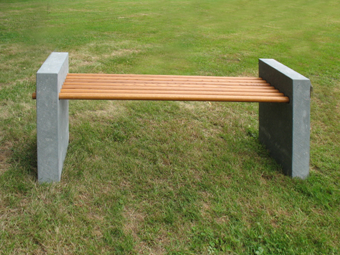 bank_jacobi.jpg bank_jacobi.jpg